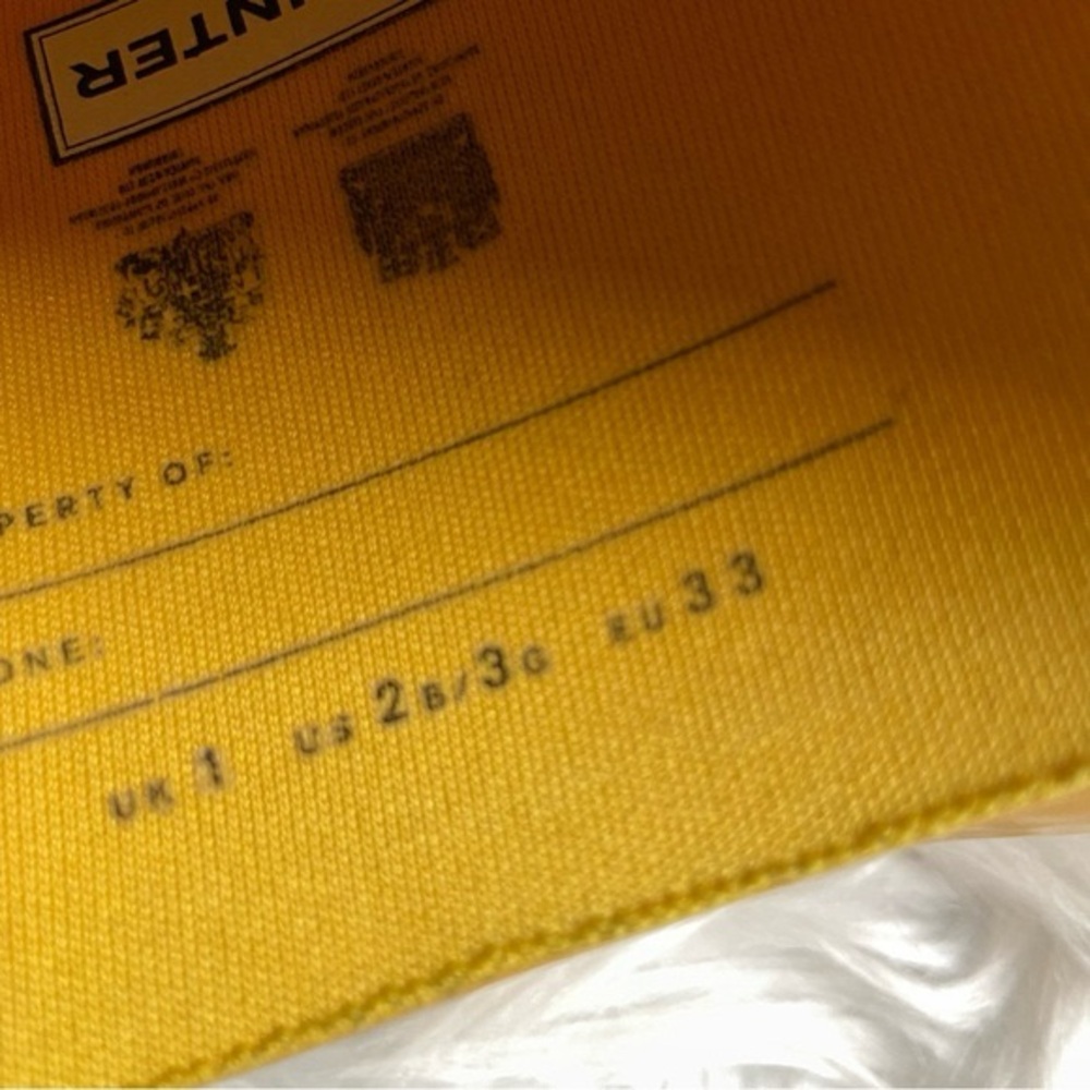 Kids sz 2 YellowHunter boots - Picture 3 of 6
